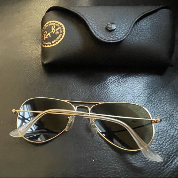 Ray Ban sunglasses with case - Picture 2 of 6